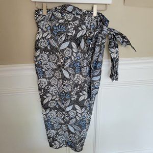 SummerSalt The Easy Breezy Voile Sarong - Black/Blue/White Floral - Women's M